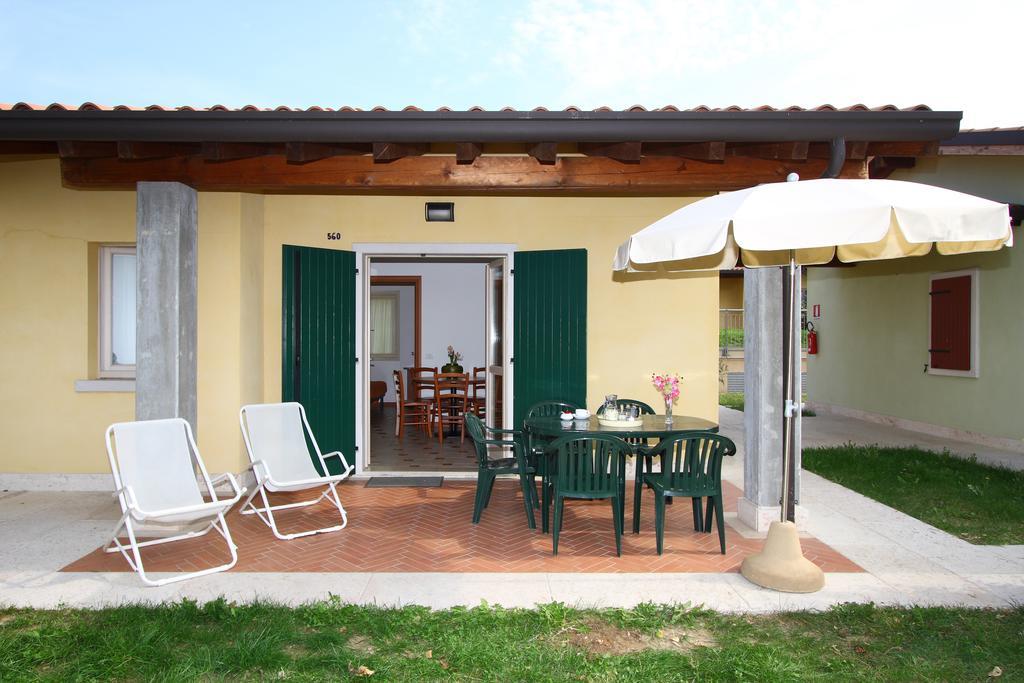 Piani Di Clodia Holidaypark Hotell Lazise Exteriör bild