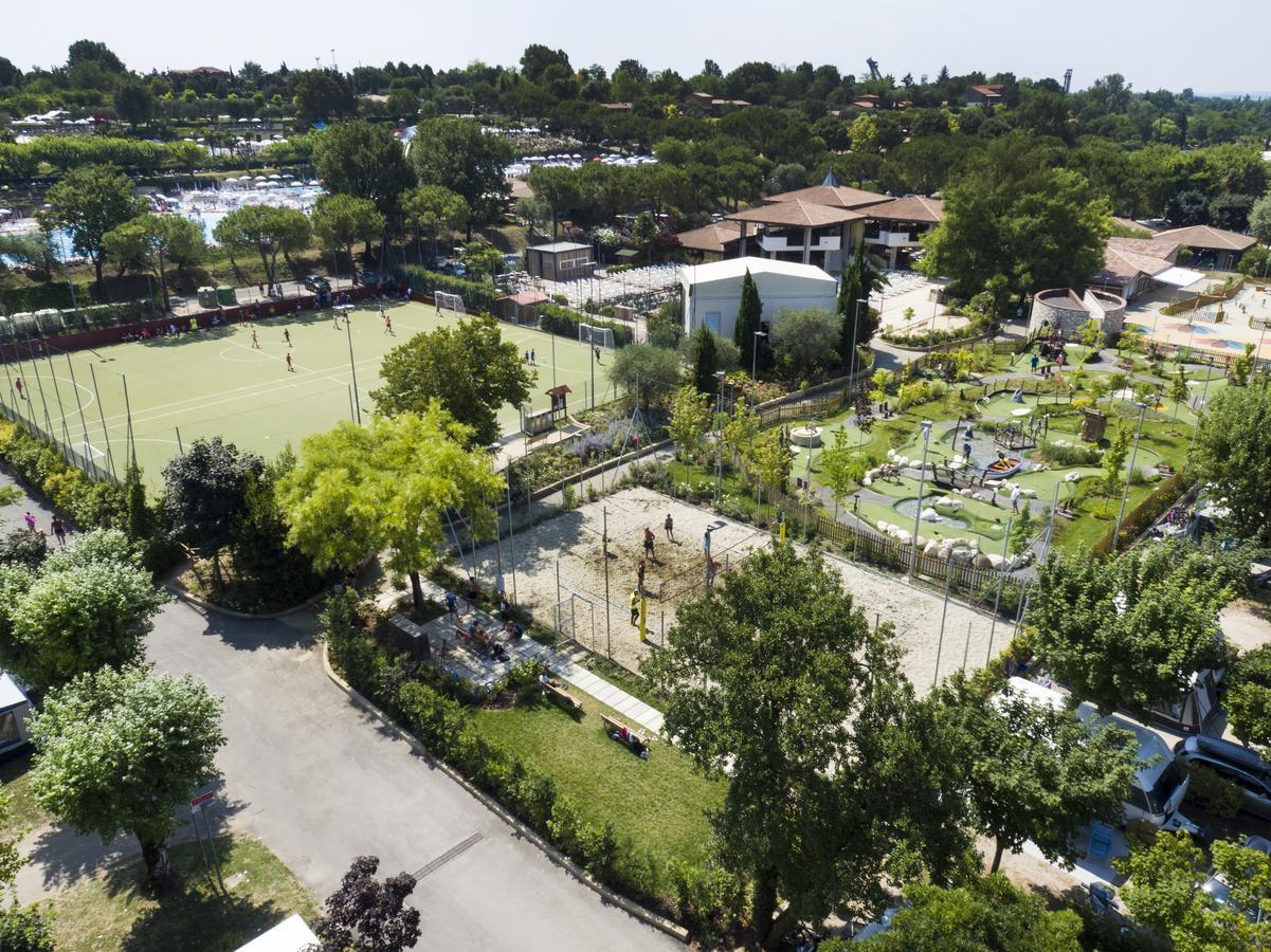 Piani Di Clodia Holidaypark Hotell Lazise Exteriör bild