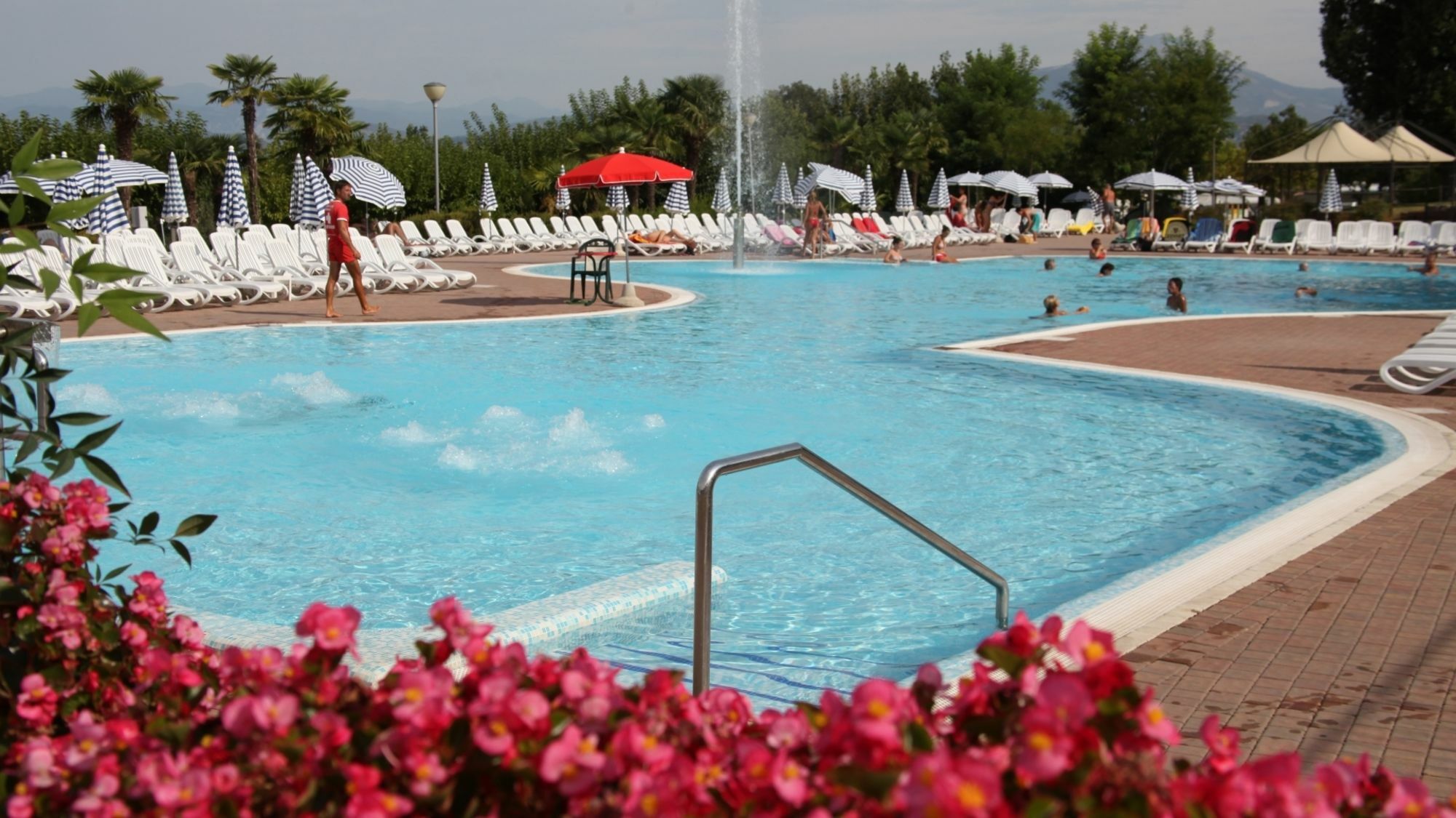 Piani Di Clodia Holidaypark Hotell Lazise Exteriör bild